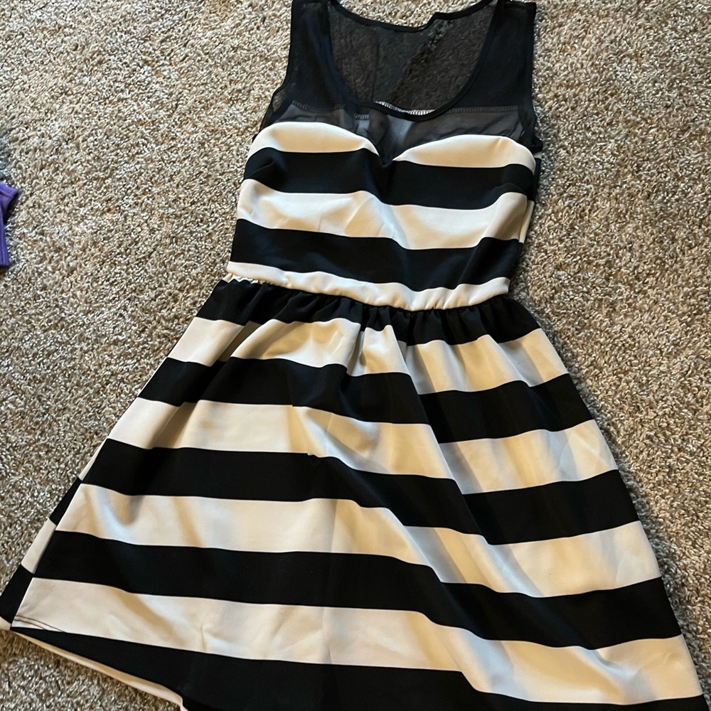 Stripped dress w/ mesh top